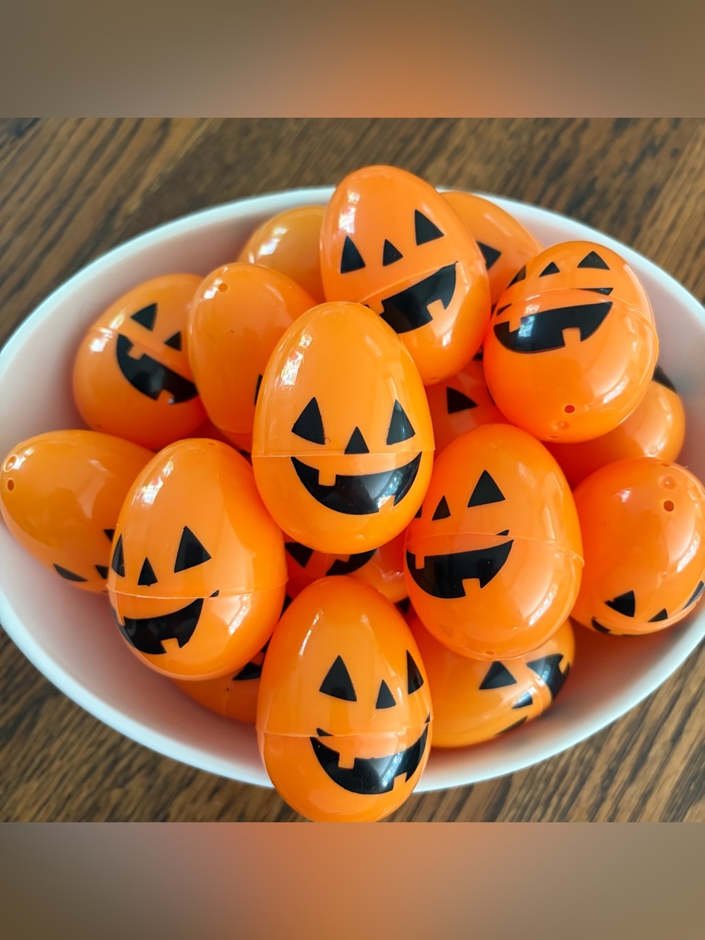 Kitschy Cute Halloween Orange Pumpkin Easter Eggs🎃❤️
